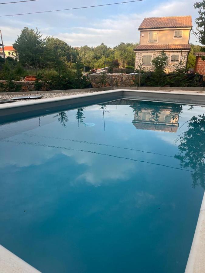 Holiday Home Tos Risika Εξωτερικό φωτογραφία