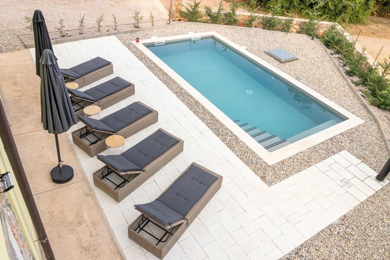 Holiday Home Tos Risika Εξωτερικό φωτογραφία