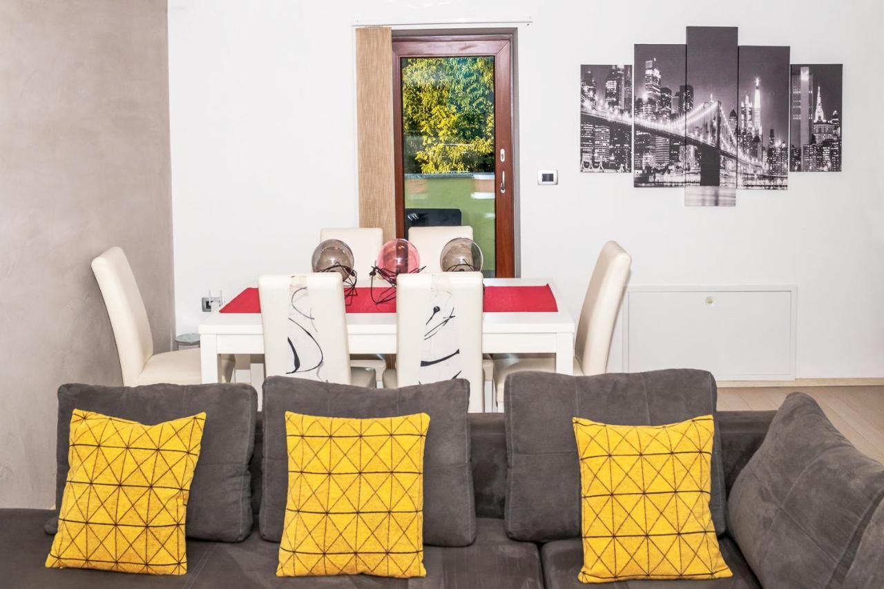 Holiday Home Tos Risika Εξωτερικό φωτογραφία