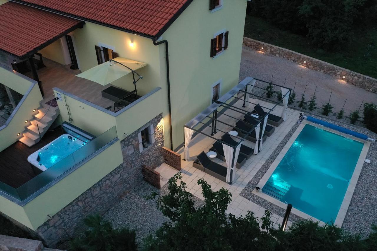 Holiday Home Tos Risika Εξωτερικό φωτογραφία